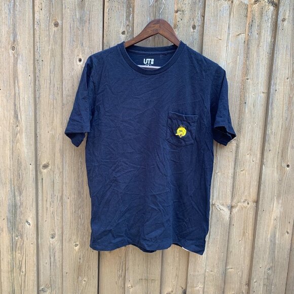 Uniqlo X Kaws Sesame Street Big Bird Shirt Medium - Picture 2 of 3